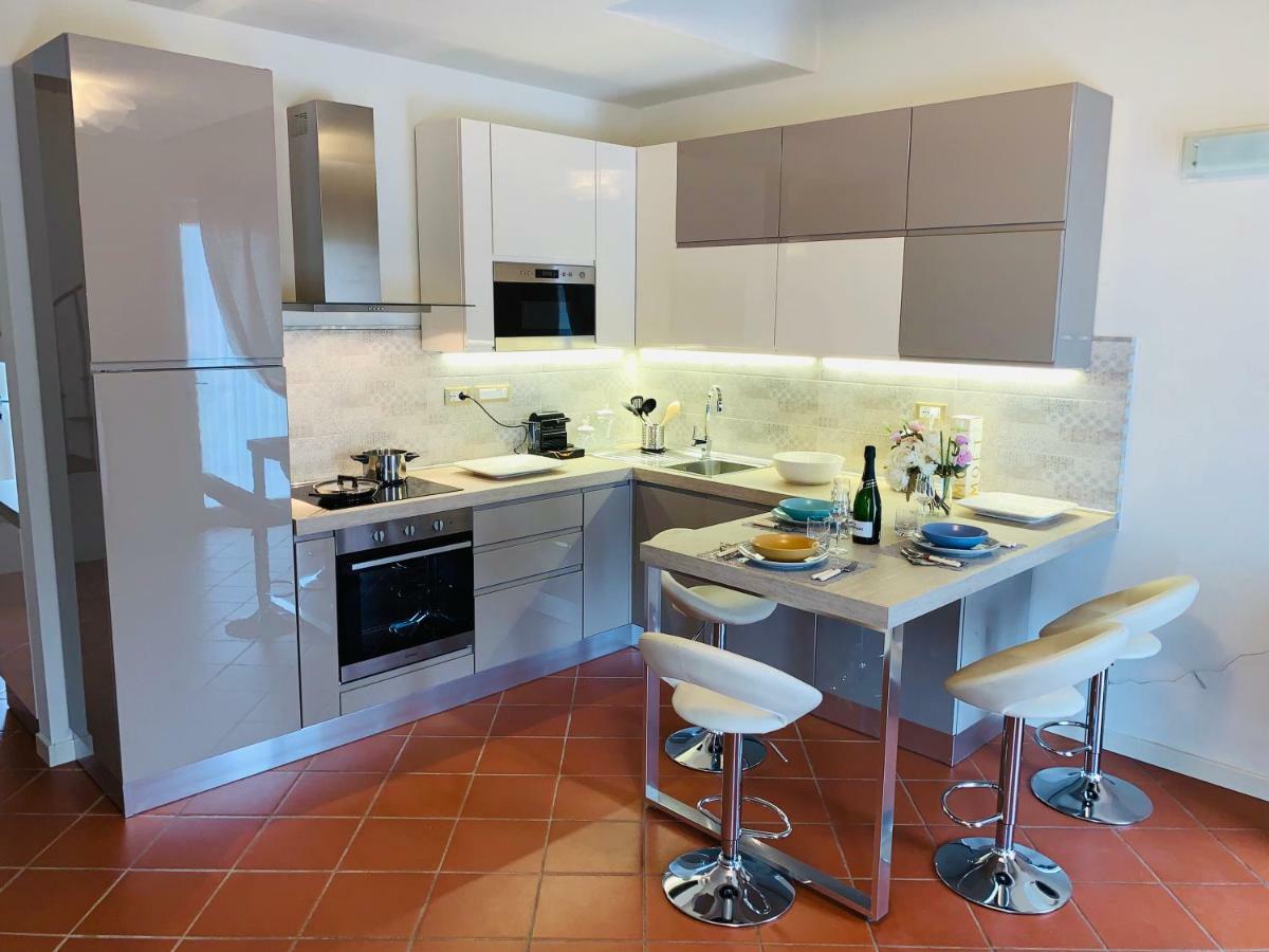Appartamento Nice Forte Dei Marmi Querceta Buitenkant foto